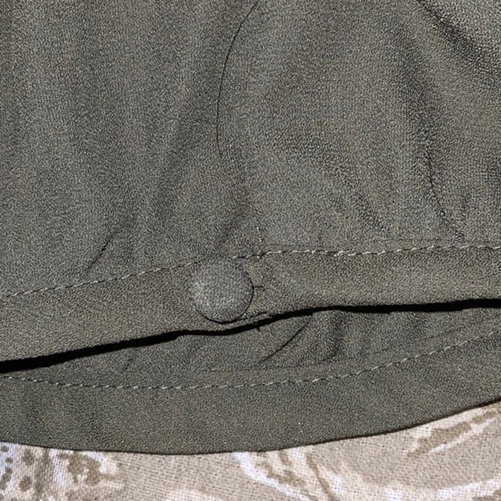 Juicy Couture ~ curved hem ~ Olive green blouse with bling v-neck ( worn once ) - Picture 11 of 14